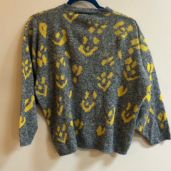 In Charge USA Vintage Leopard Jaguar Cheetah Figure Knit Sweater, Animal Print - Picture 3 of 12
